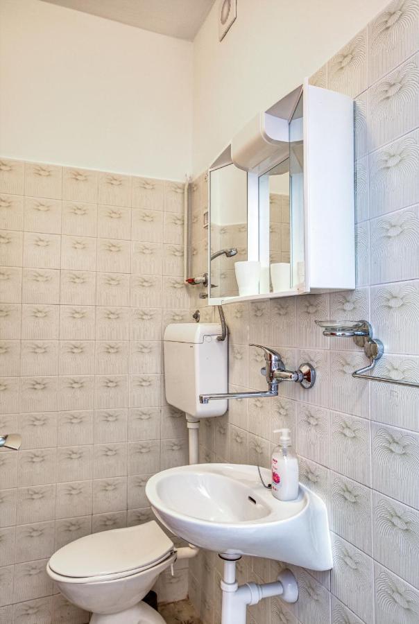 Twin Room Tisno 5128A 외부 사진